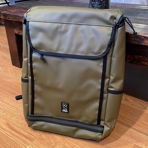 Chrome Backpack 🎒Army, greyish green.